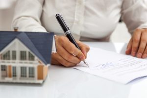 How Selling a House Without a Realtor Benefits You