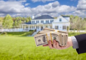 Three Ways Working With a Cash Home Buyer Makes Selling Your Home Easy